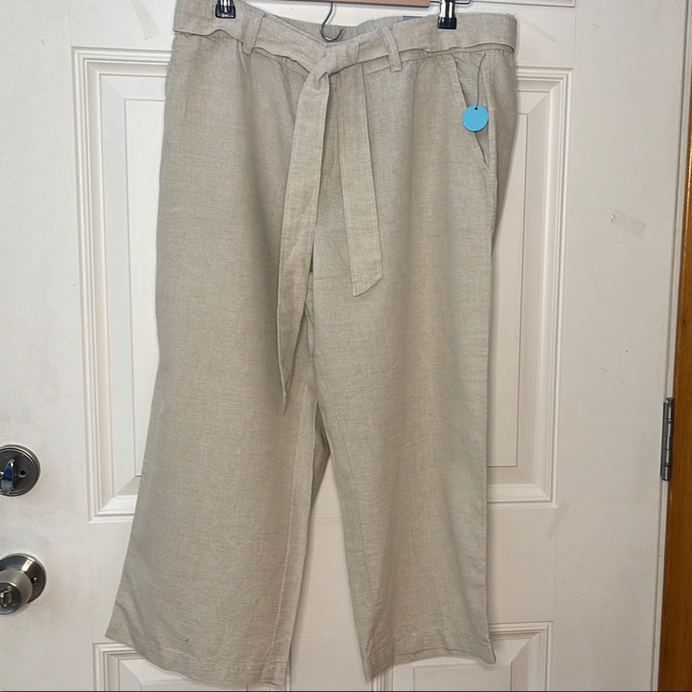NWT Liz Claiborne Tan Chinos Cotton Blend Casual Pants